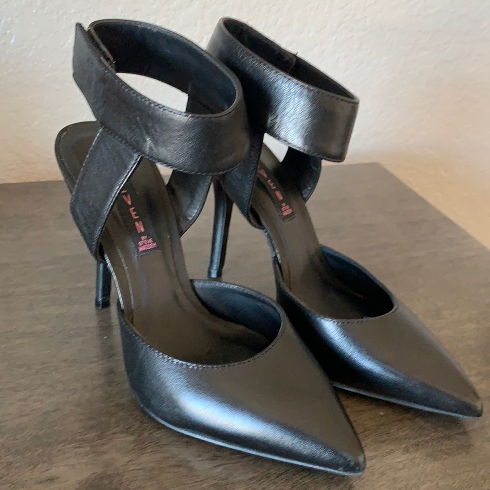 Women’s Pump